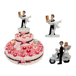 Tarta de golosinas figura boda 3 bases (Aprox. 2000 g)