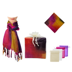 Pañuelo multicolor con flecos (120x34 cm.) + bolsa de tul (8944)*