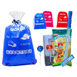 Mochila aventura con golosinas + pompero espada