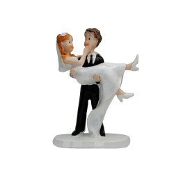 Figura novios en brazos (19 cm.)